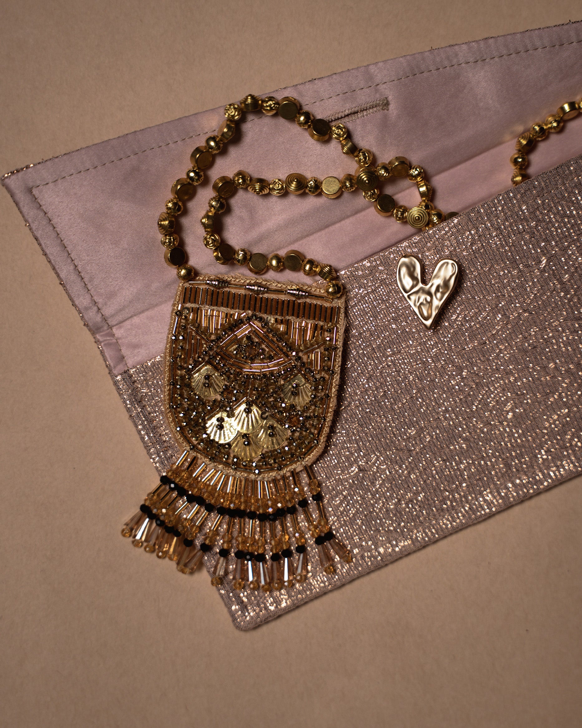 Shield Mureya Necklace